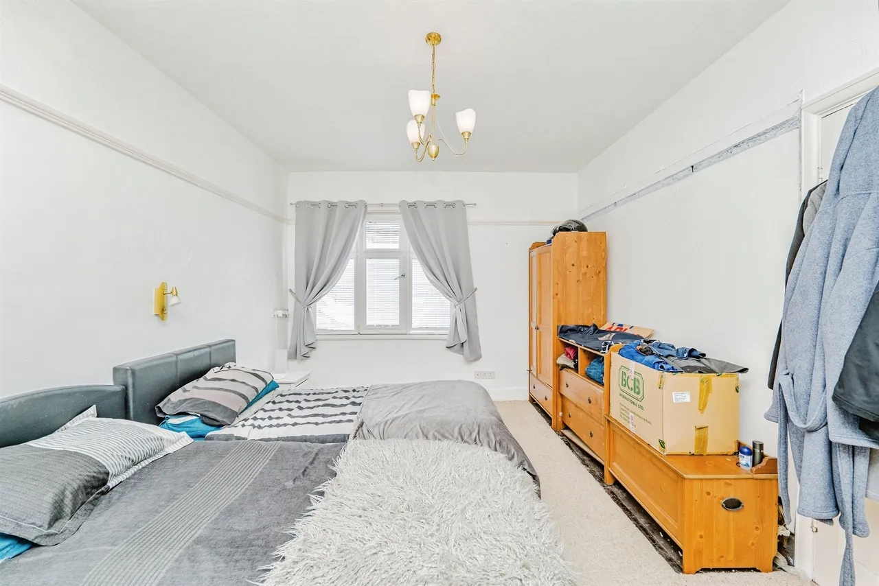 Wyndham Crescent, Bridgend, CF31, photo 17