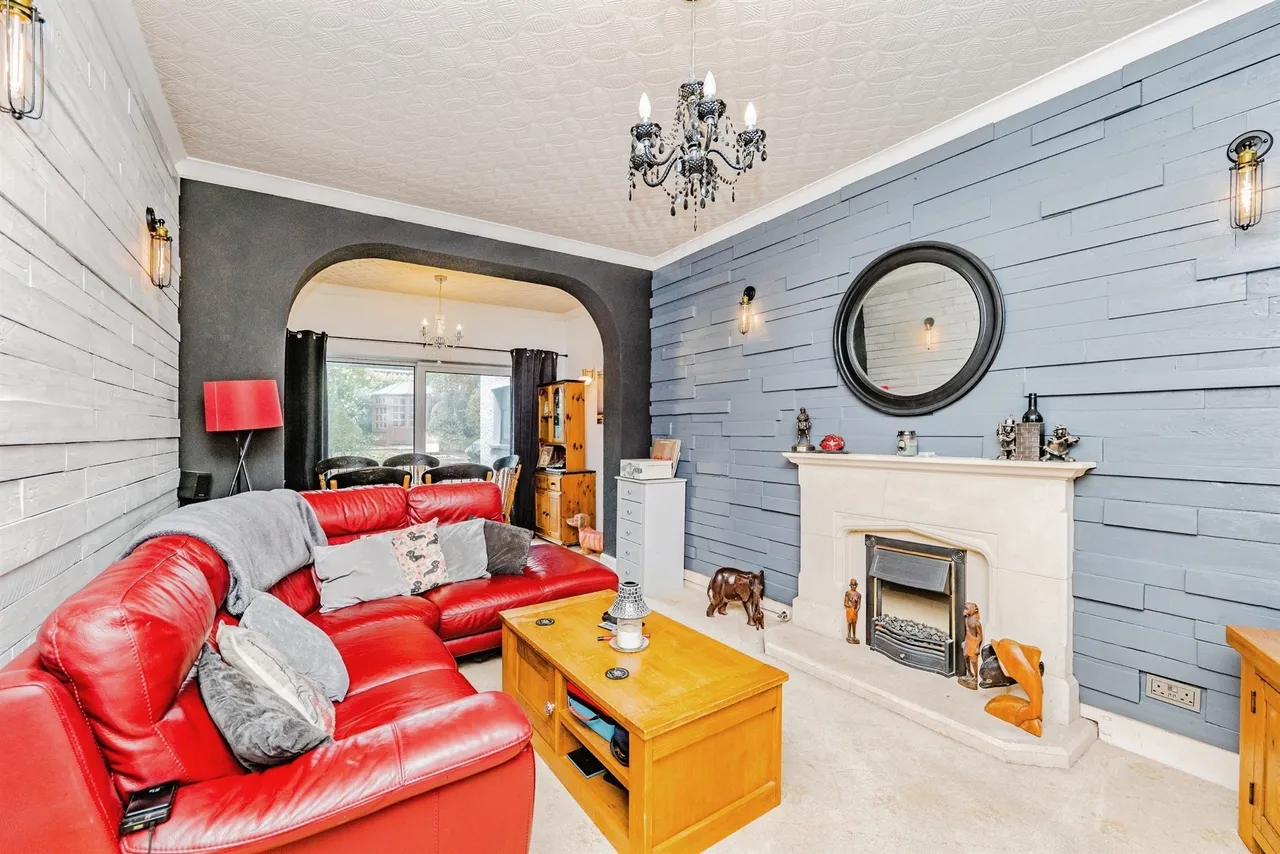 Wyndham Crescent, Bridgend, CF31, photo 3
