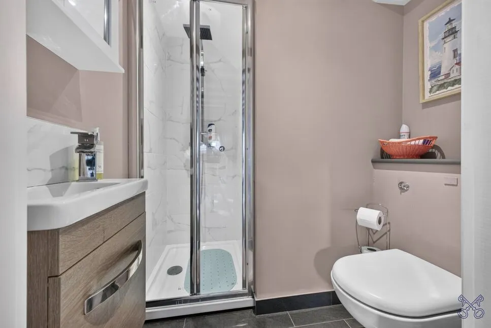 Vine Street, Evesham, WR11, photo 11