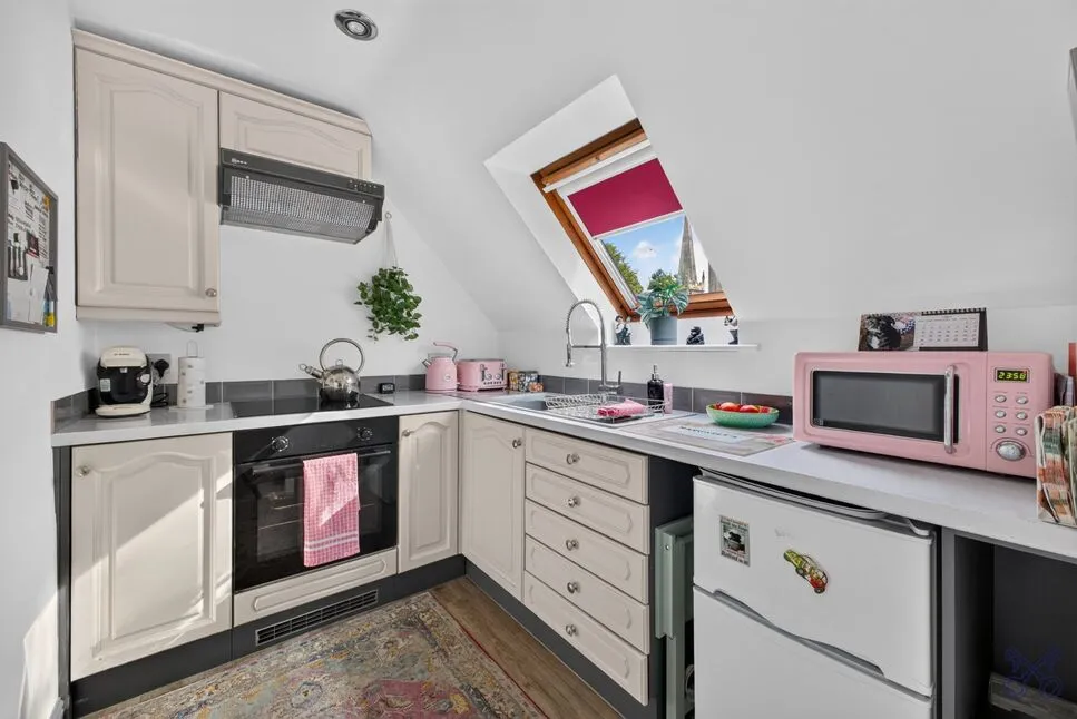 Vine Street, Evesham, WR11, photo 8