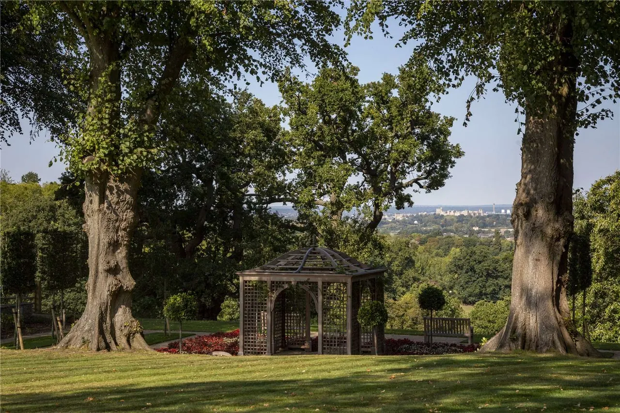 Magna Carta Park, Coopers Hill Lane, Englefield Green, Egham, Surrey, TW20 0JY, photo 5