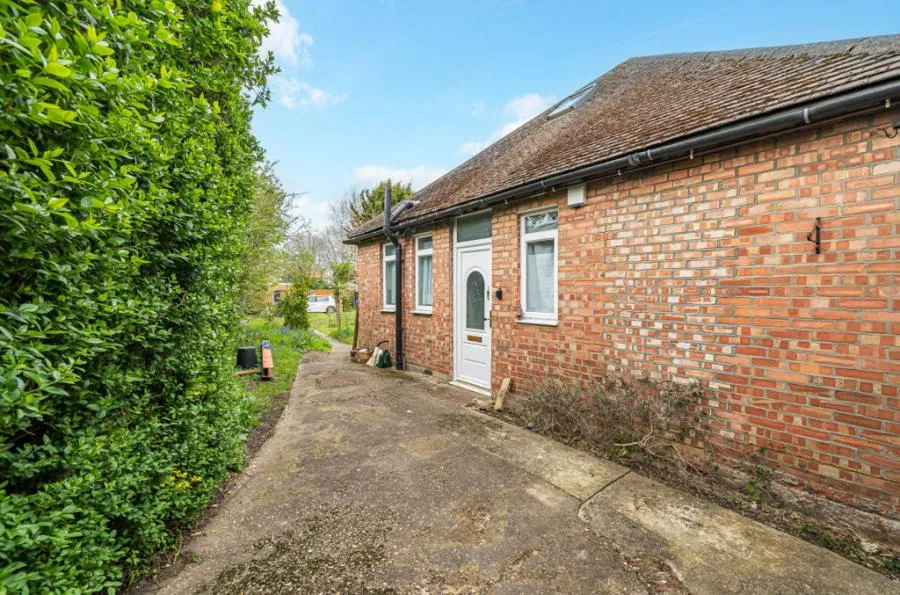 Rays Avenue, Windsor, SL4, photo 13