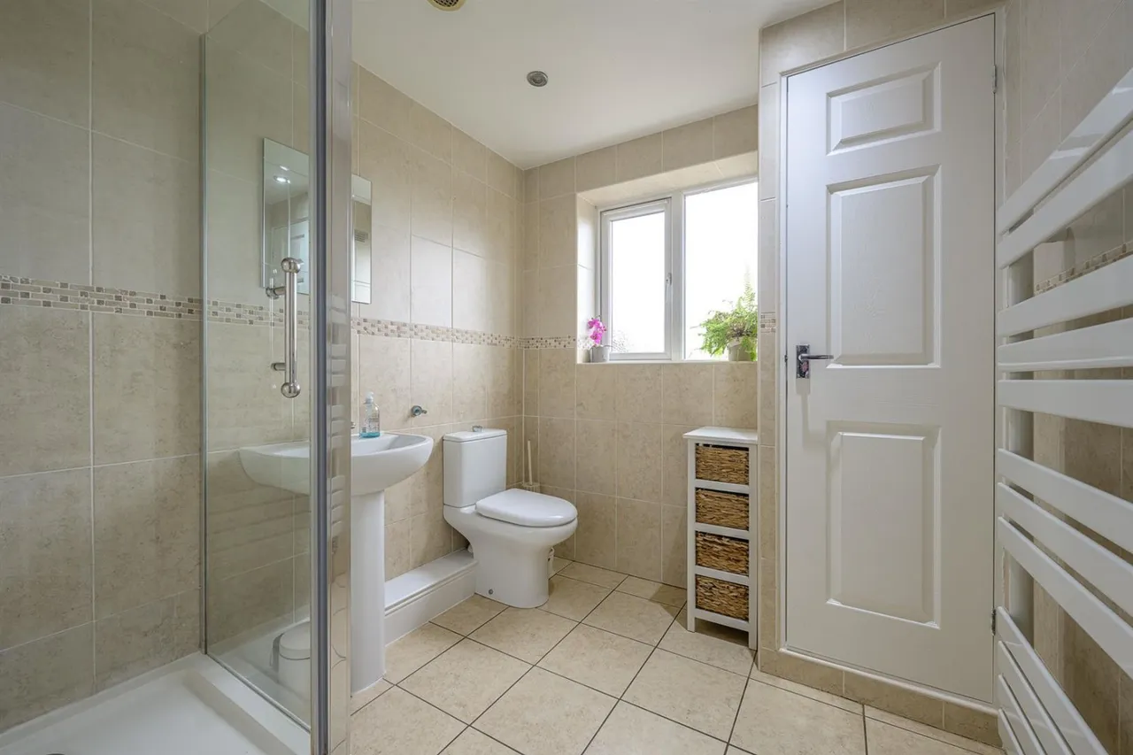 Kingsley Road, Kingswinford, DY6 9RX, photo 8