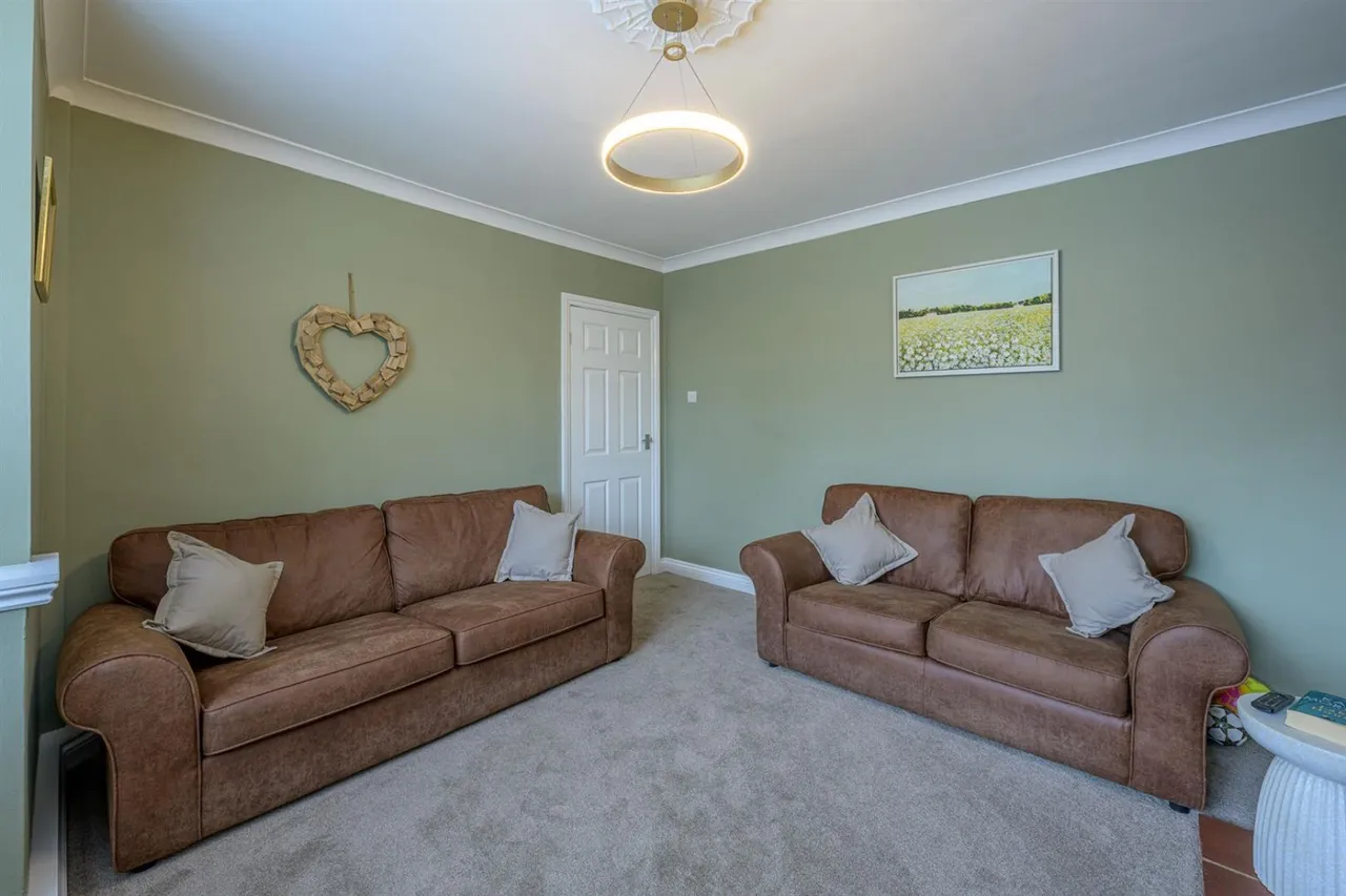 Kingsley Road, Kingswinford, DY6 9RX, photo 12