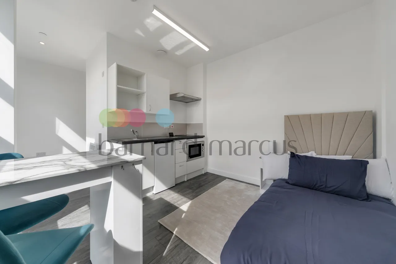 flat to rent, Purley Way, Croydon, CR0