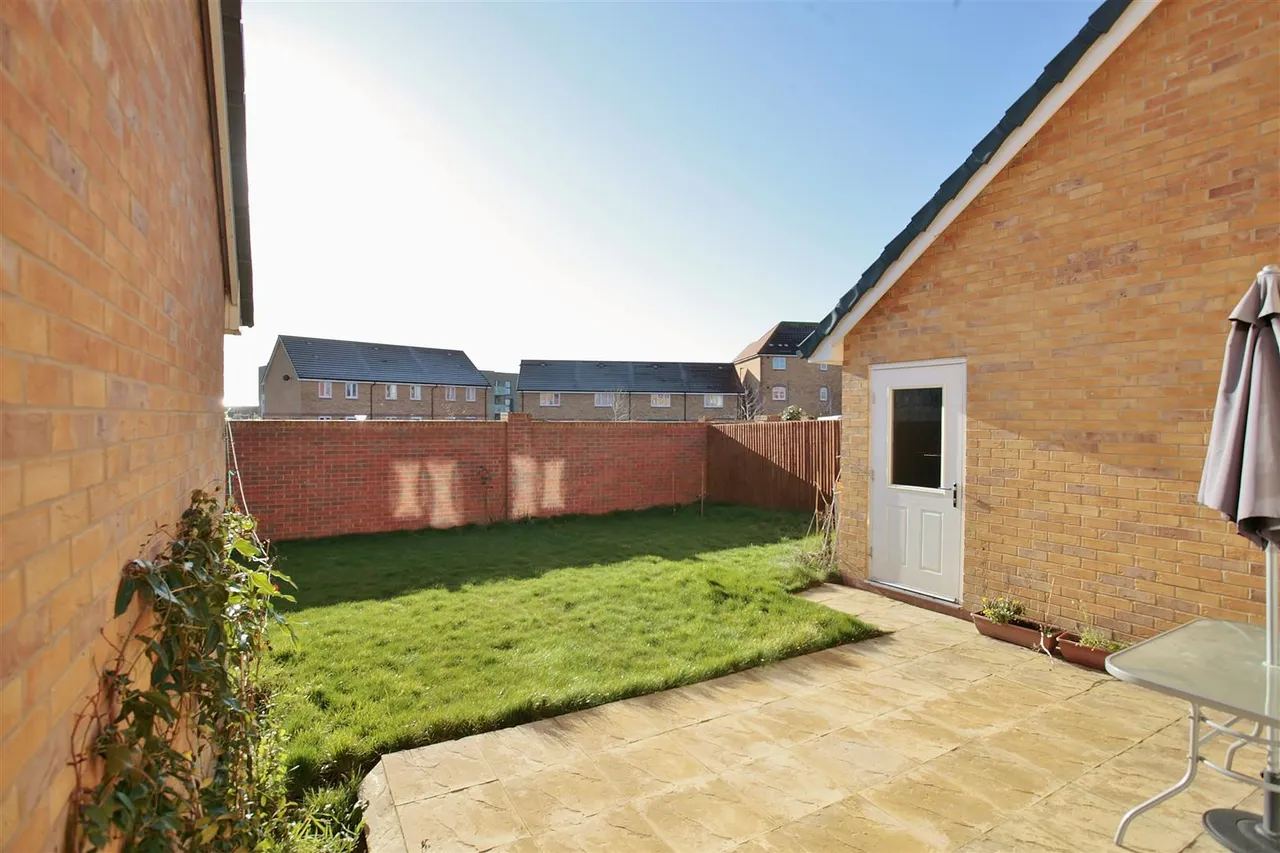Cottongrass Road, Didcot, photo 10
