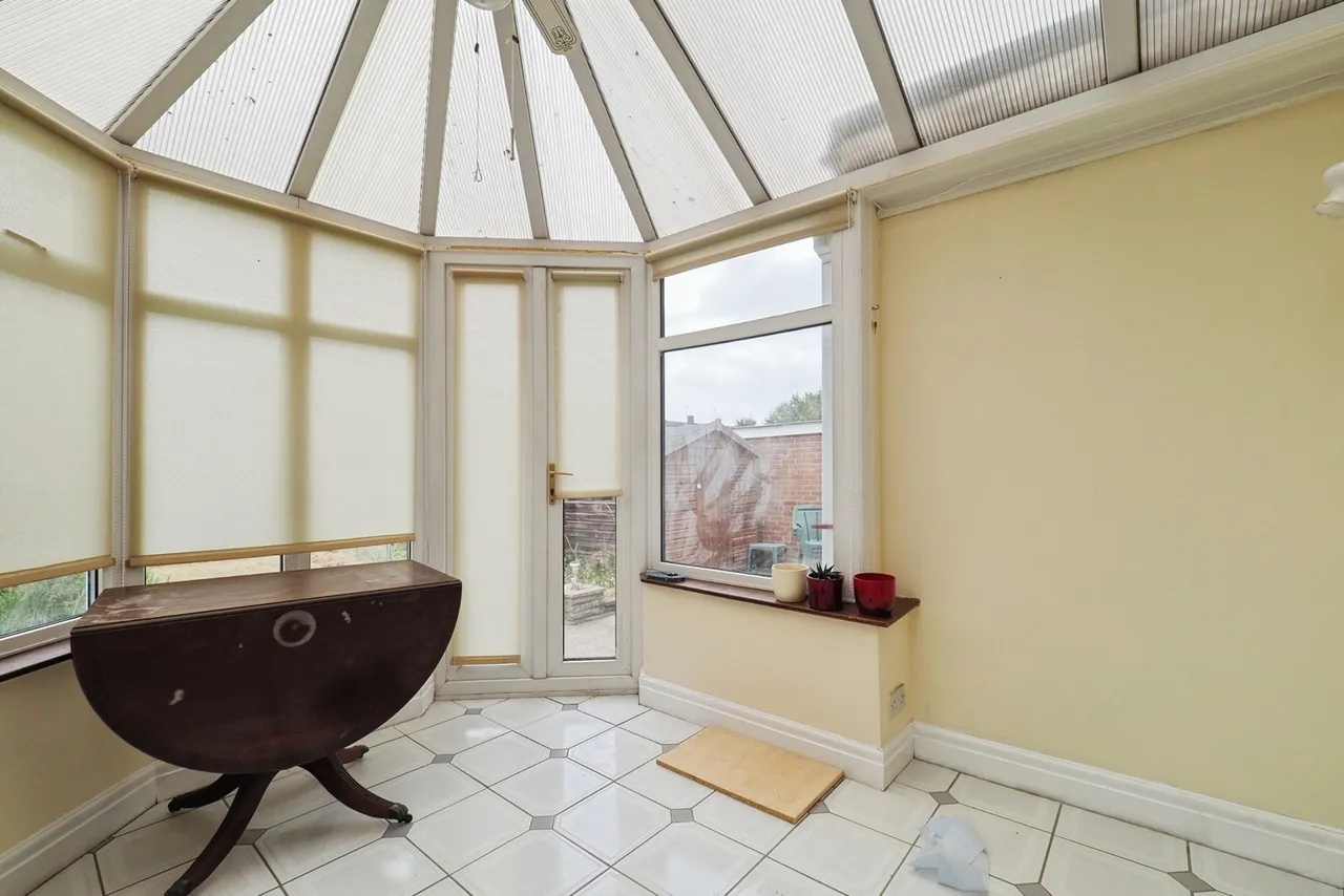 Queens Drive, Beeston, Nottingham, Nottinghamshire, NG9, photo 6
