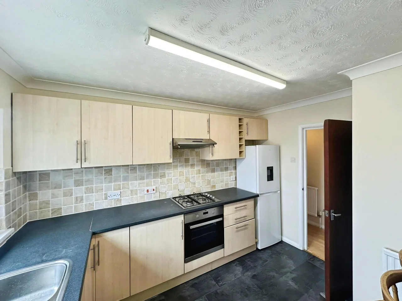 Moreton Road North, Round Green, LU2, photo 2