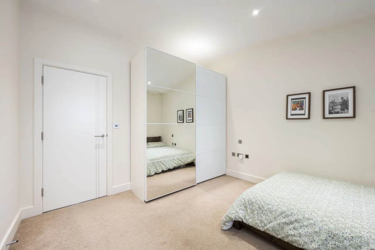 Barnsbury Lane, Surbiton, KT5, photo 8