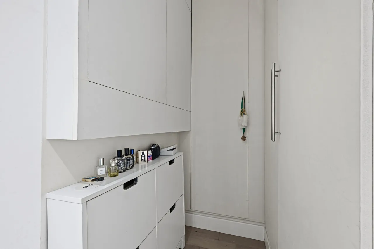 Barnsbury Lane, Surbiton, KT5, photo 11