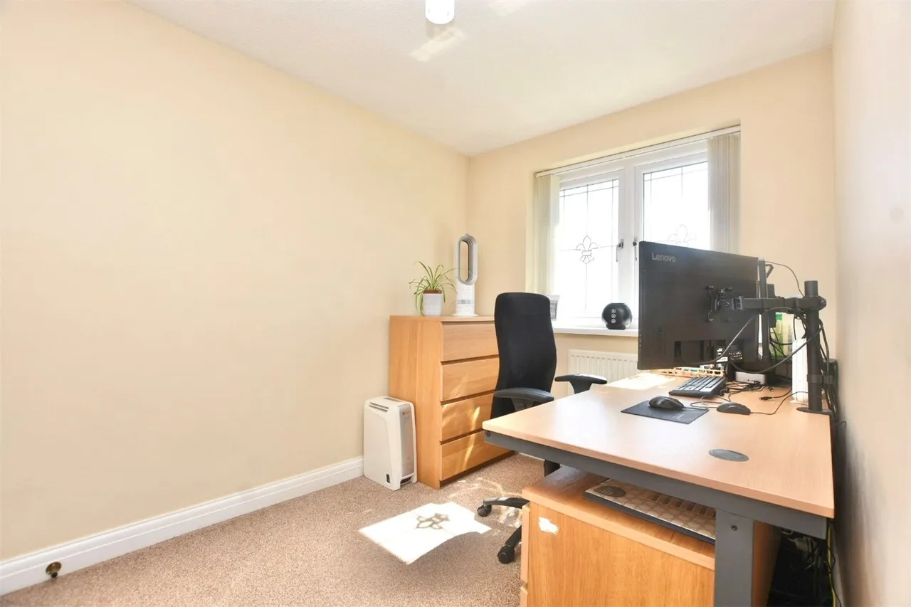 St James Court, Shear Brow, Blackburn, BB1, photo 11