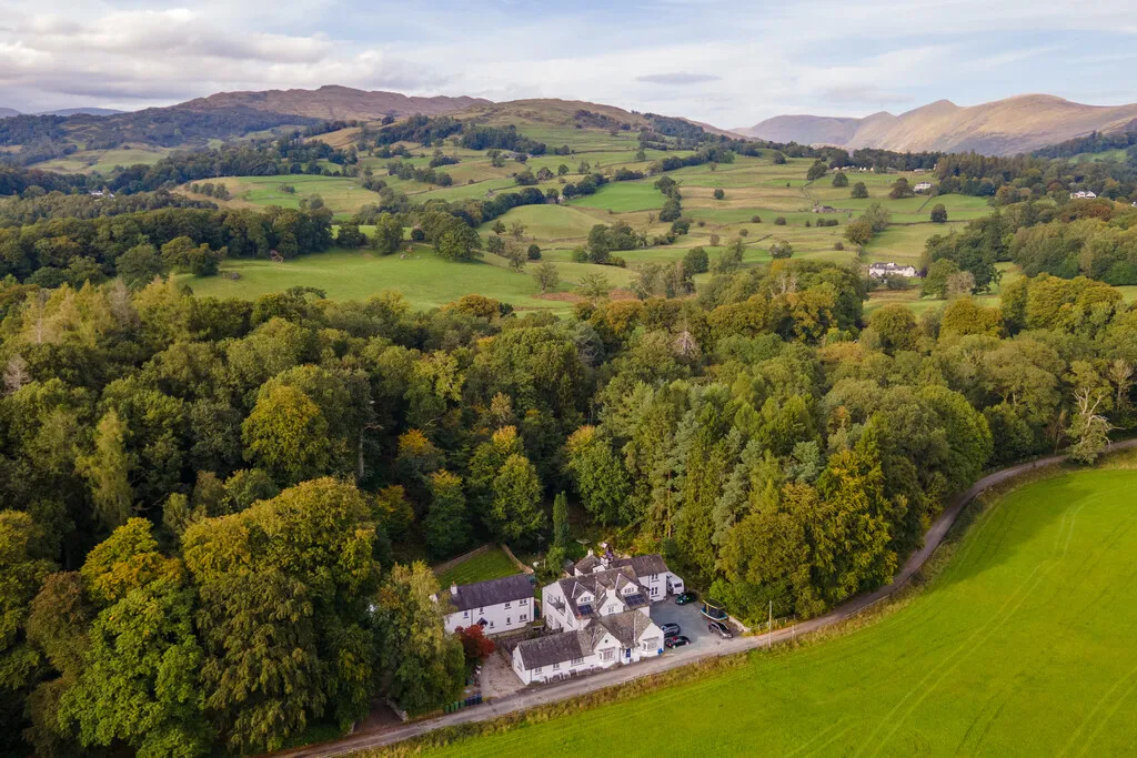 Ambleside Road, Troutbeck Bridge, LA23, photo 17