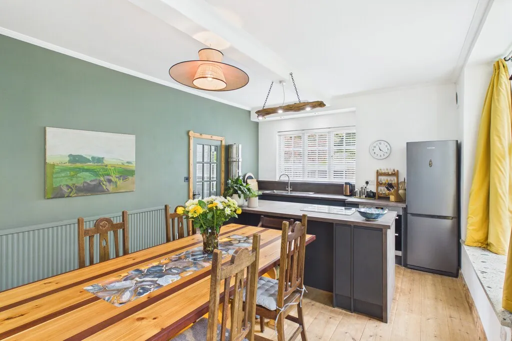 Ambleside Road, Troutbeck Bridge, LA23, photo 5