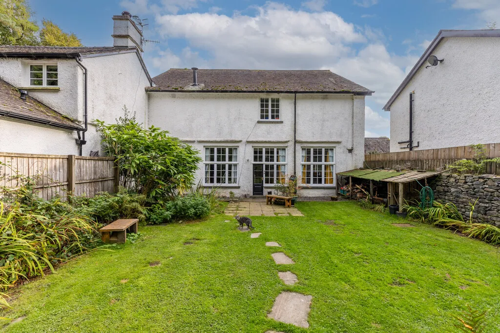 Ambleside Road, Troutbeck Bridge, LA23, photo 10