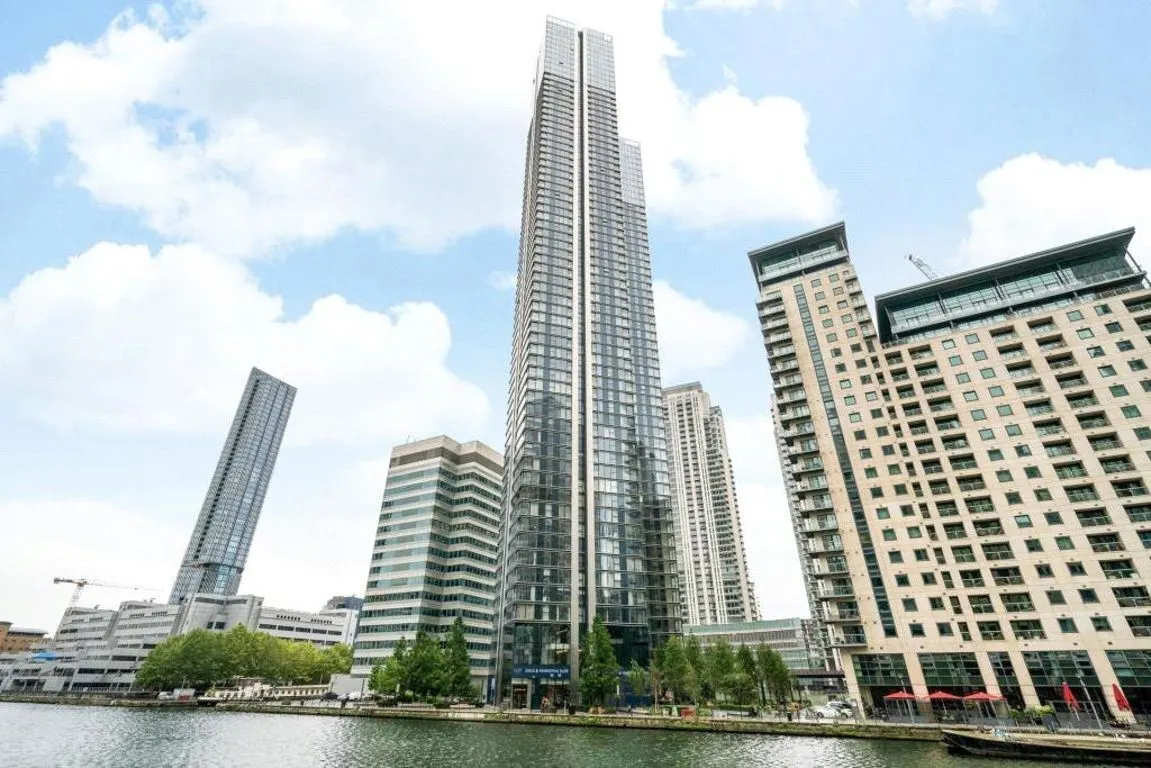 Hampton Tower, Canary Wharf, London, photo 16