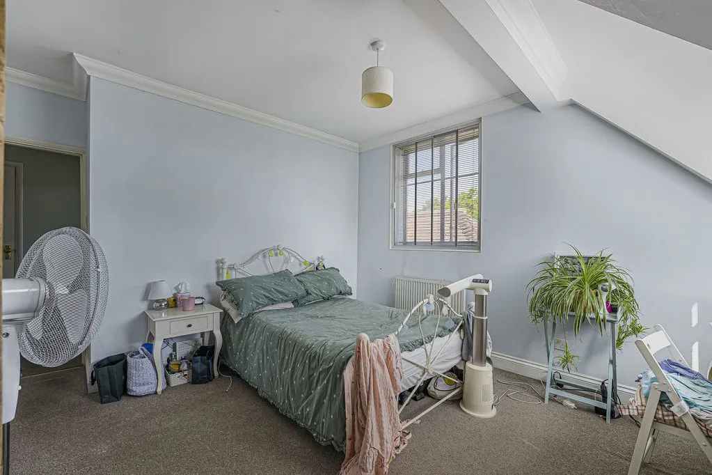 Oakfield Lane, Dartford, DA1, photo 21