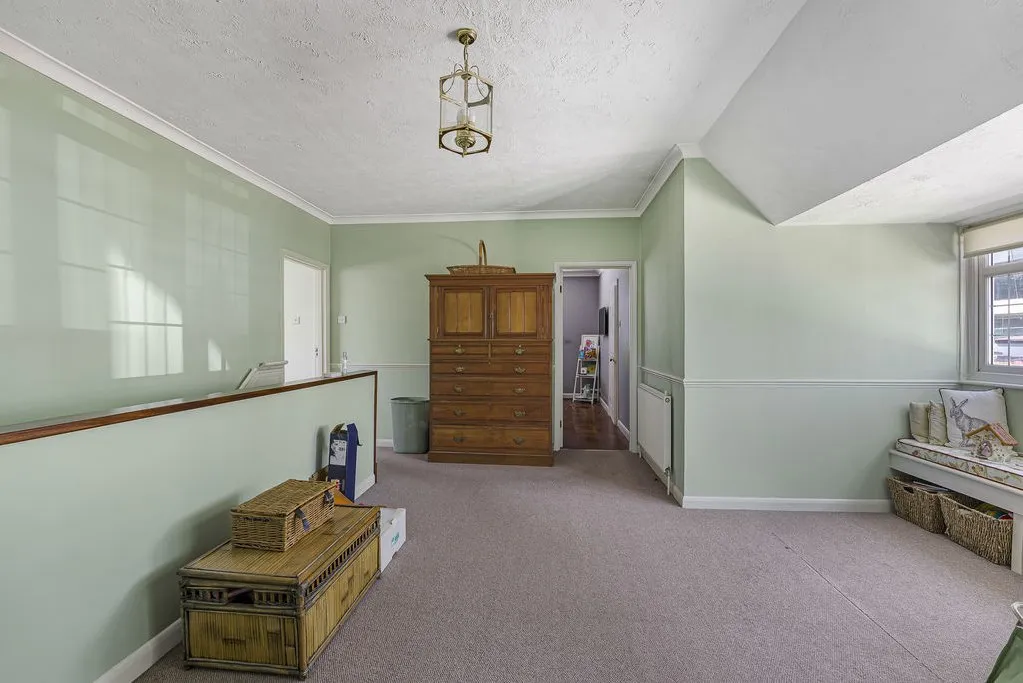 Oakfield Lane, Dartford, DA1, photo 26