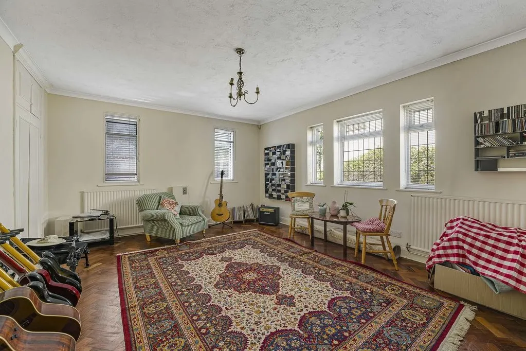 Oakfield Lane, Dartford, DA1, photo 13
