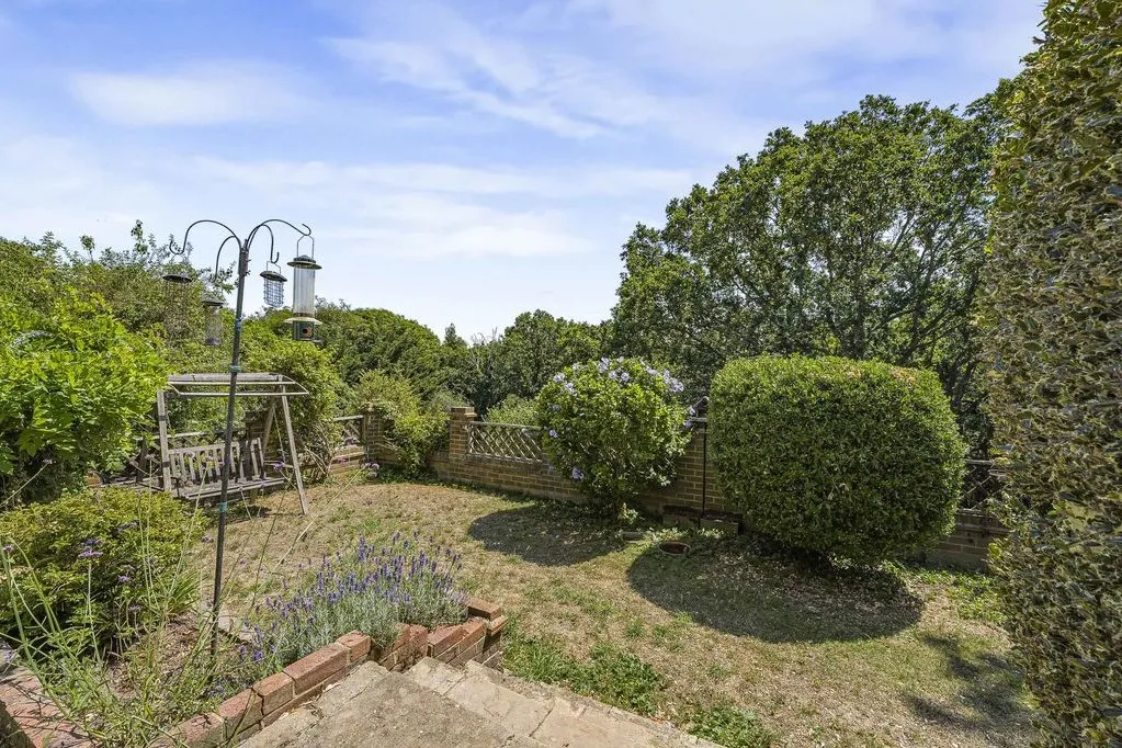 Oakfield Lane, Dartford, DA1, photo 5