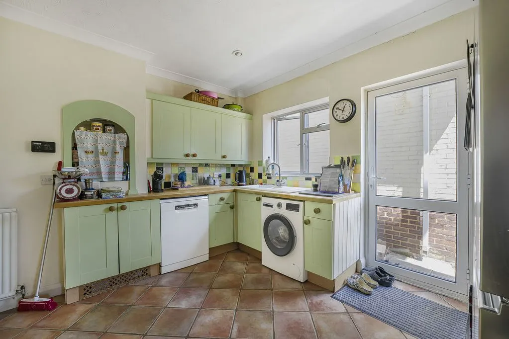 Oakfield Lane, Dartford, DA1, photo 6