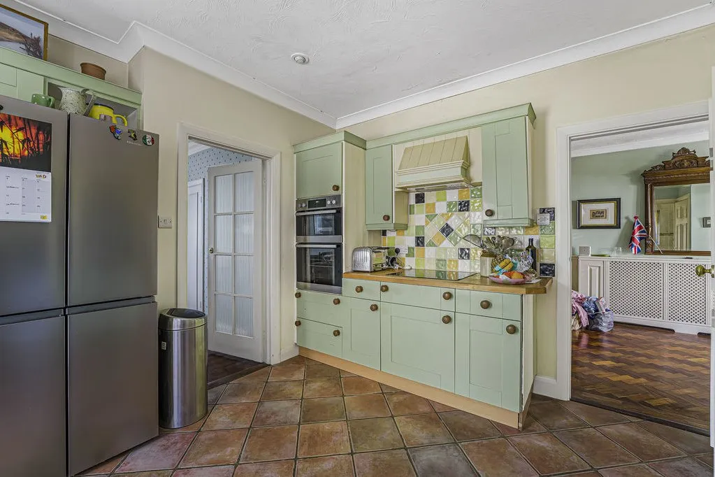 Oakfield Lane, Dartford, DA1, photo 8