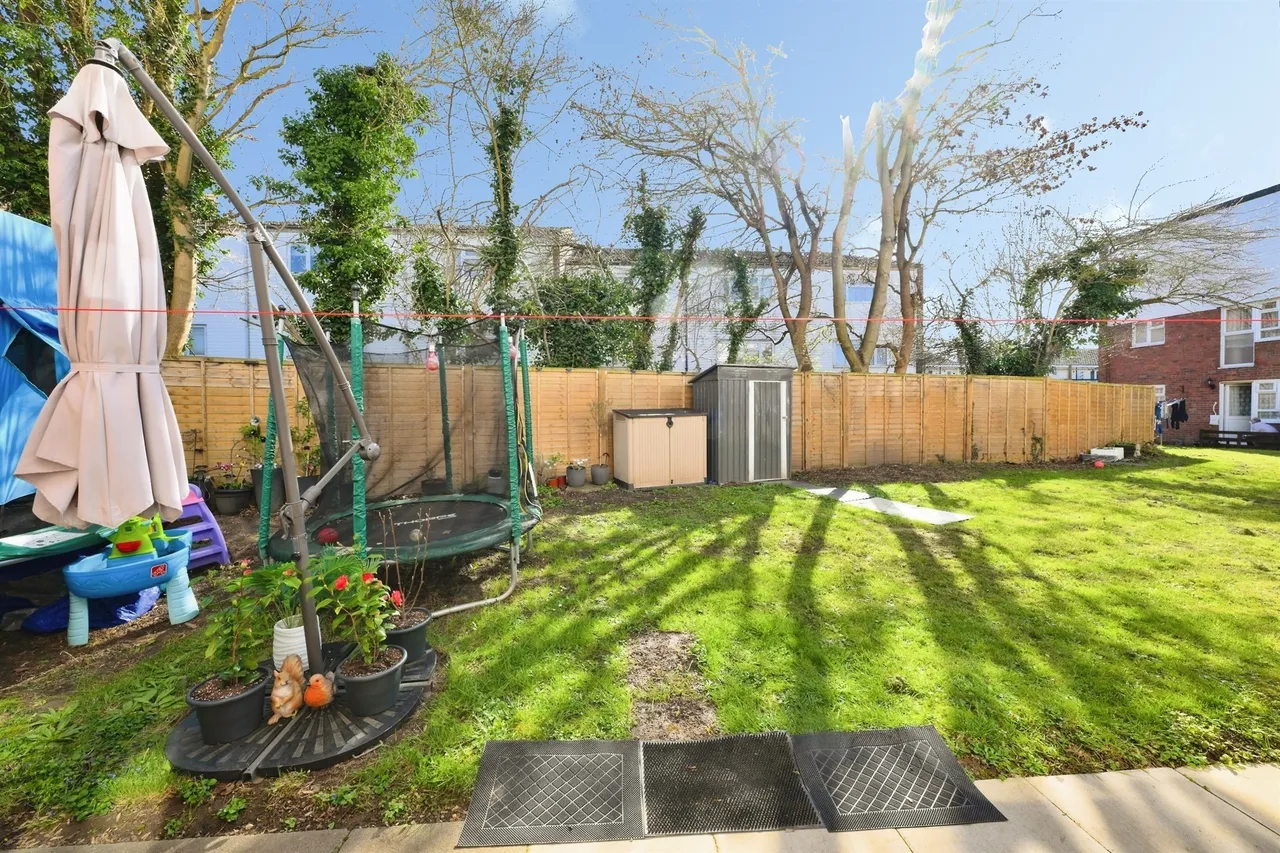 Badburgham Court, Waltham Abbey, EN9, photo 12