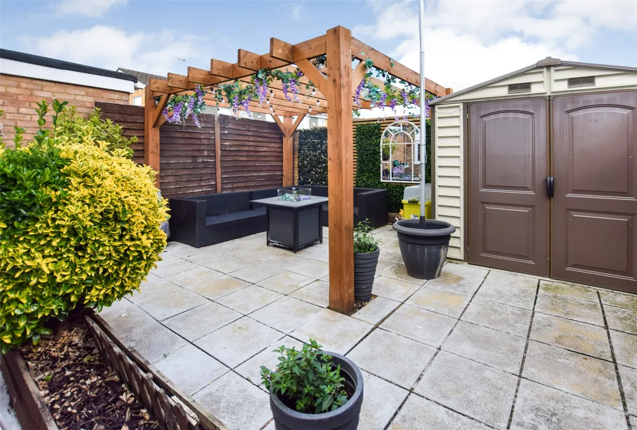 Rother Road, Farnborough, Hampshire, GU14 9LP, photo 12
