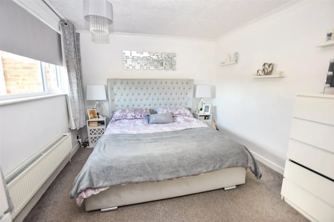 Rother Road, Farnborough, Hampshire, GU14 9LP, photo 7