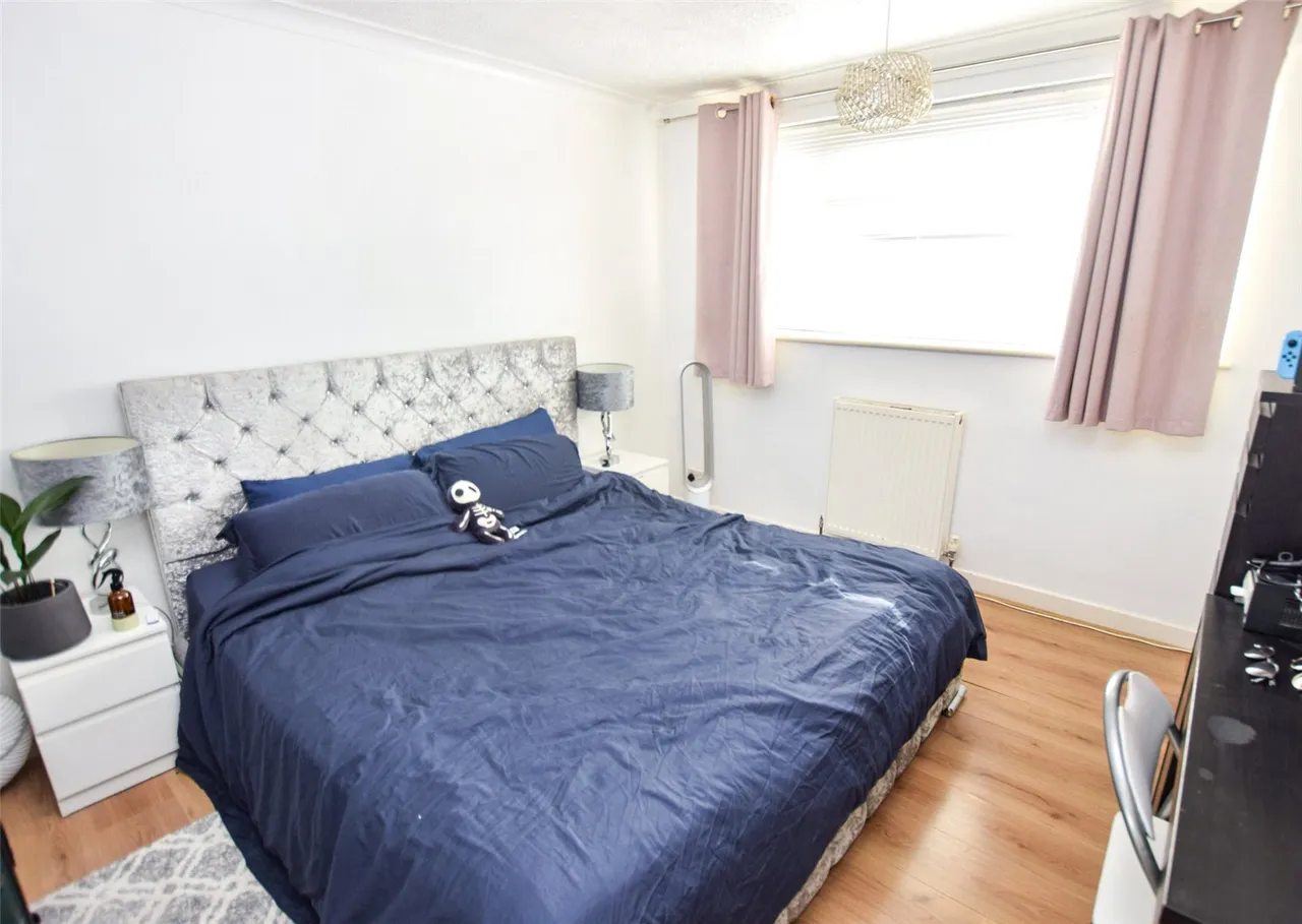 Rother Road, Farnborough, Hampshire, GU14 9LP, photo 8