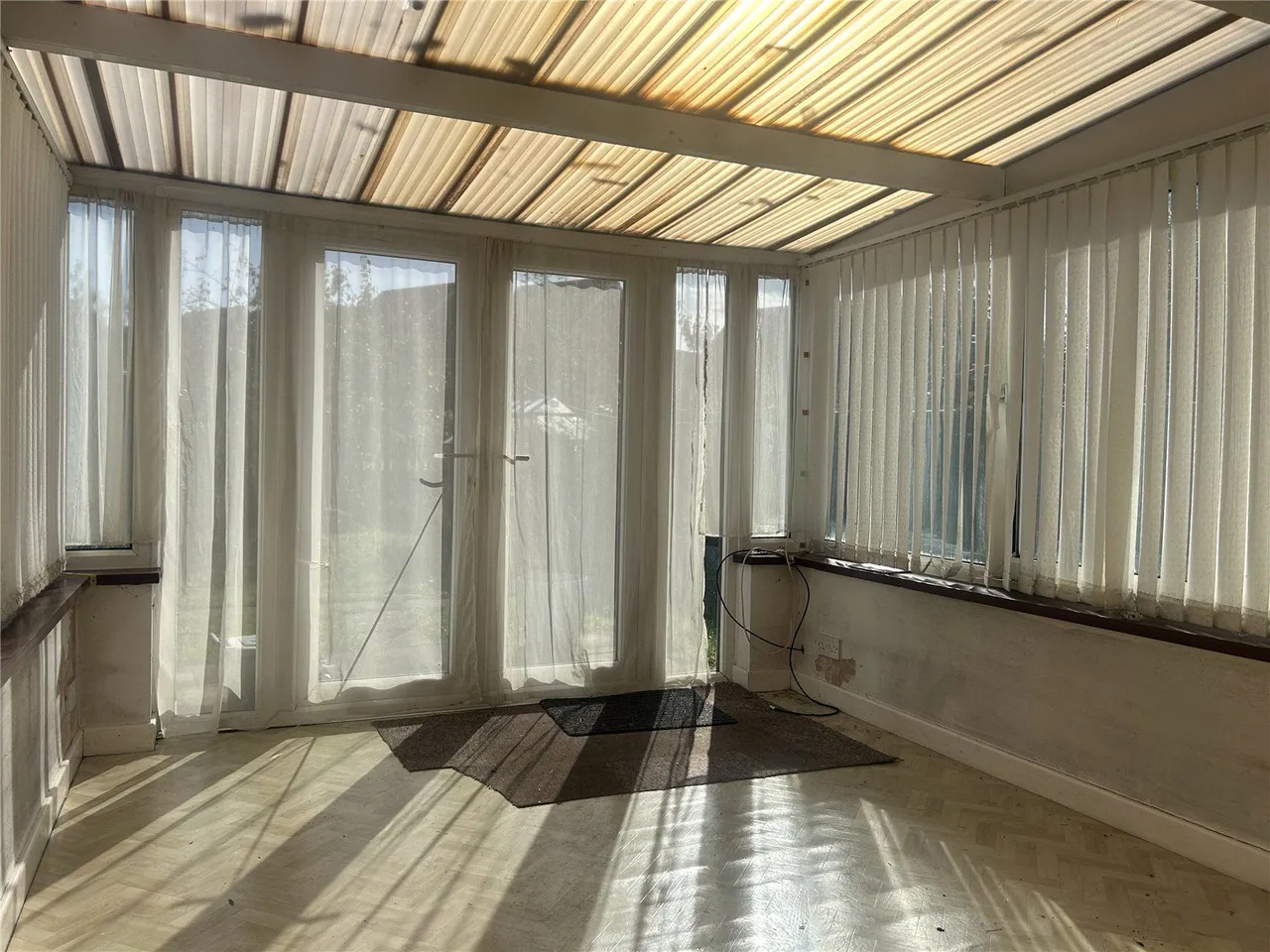 Milton Drive, Chadderton, OL9, photo 13