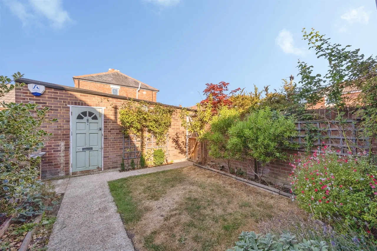 Copnor Road, Portsmouth, PO3, photo 15