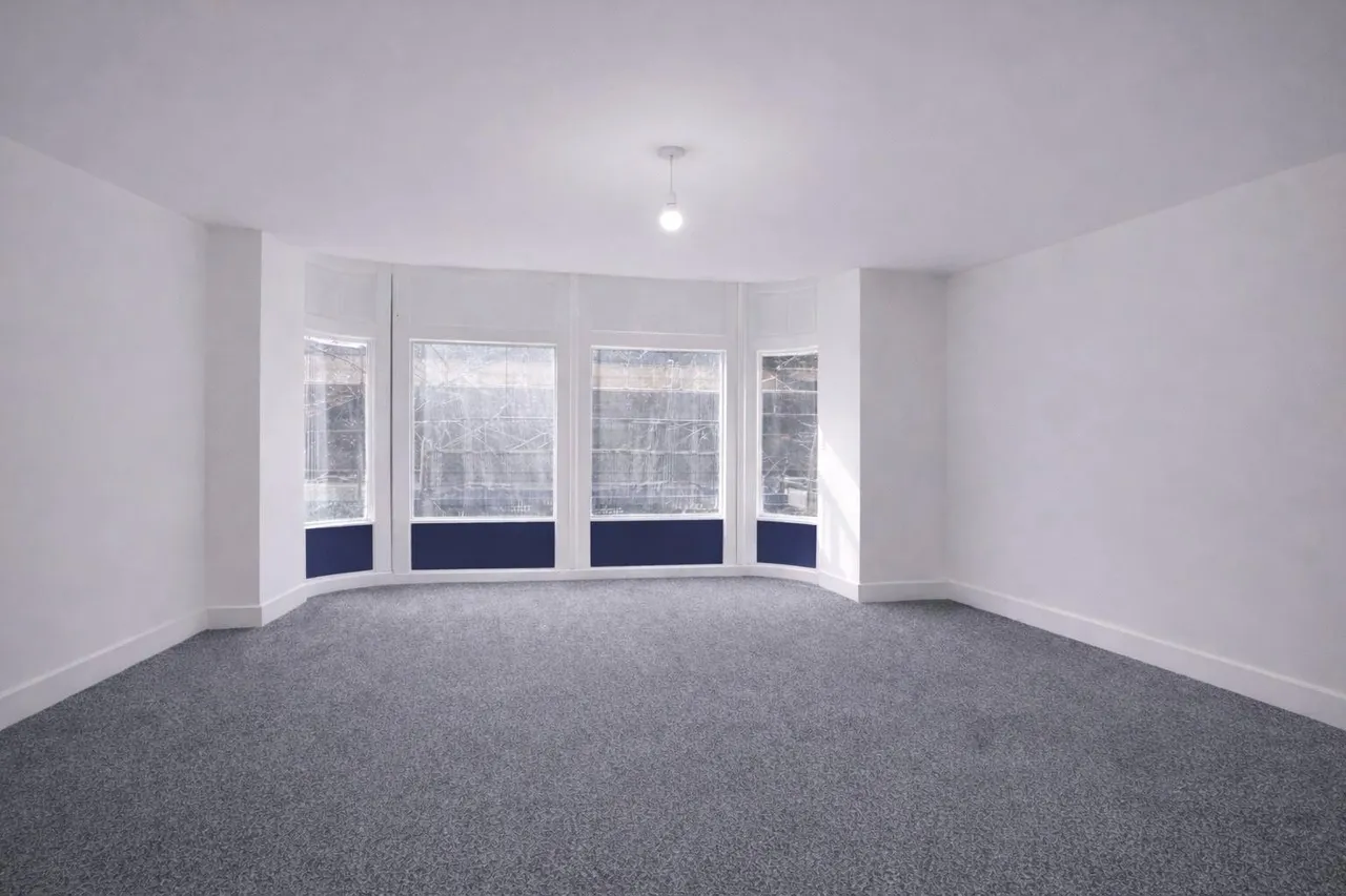 Commercial Street, Newport, NP20, photo 2