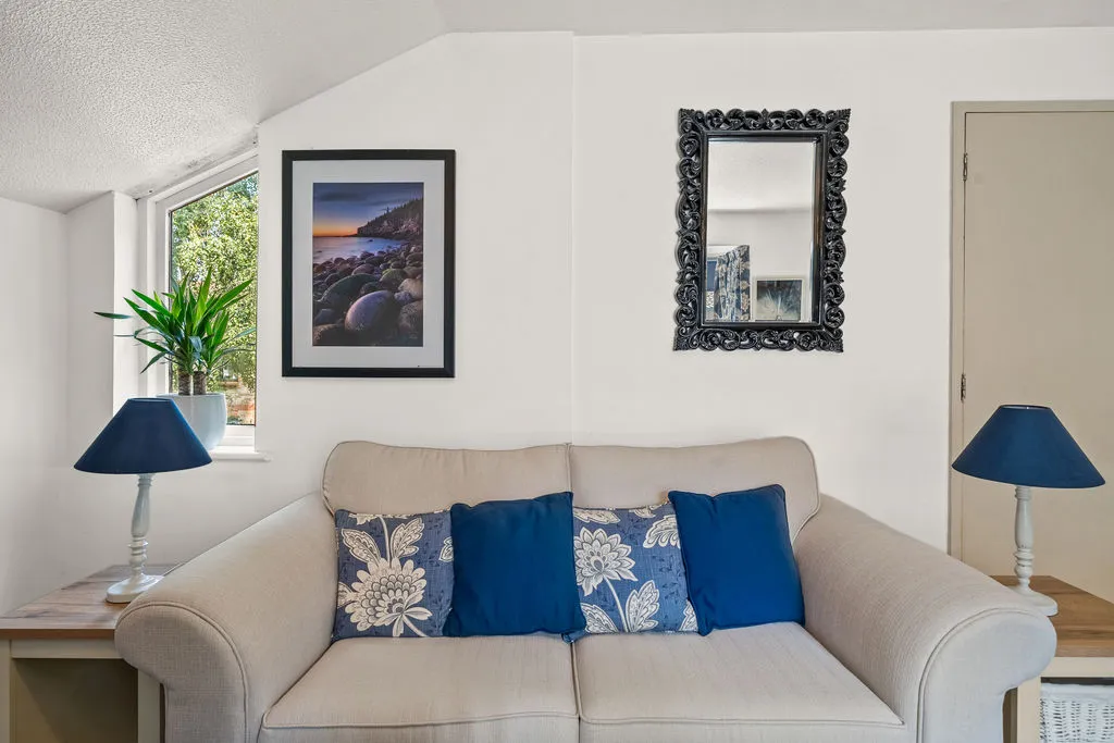 West End Lane, Esher KT10 8NE, photo 4