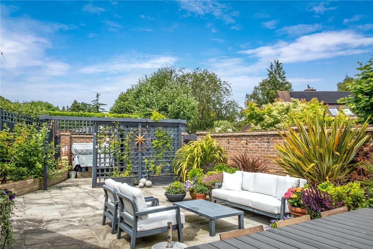 The Street, Lodsworth, GU28, photo 10