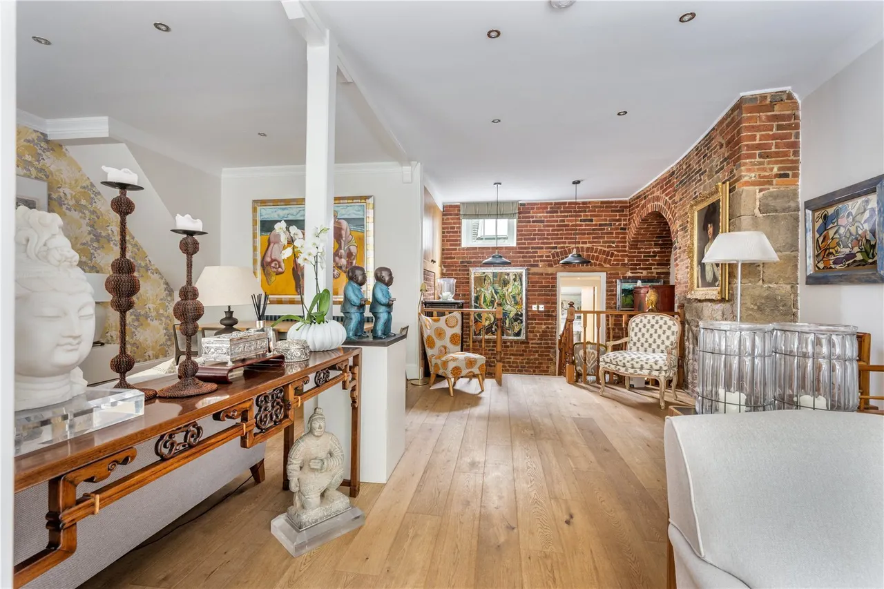 The Street, Lodsworth, GU28, photo 5