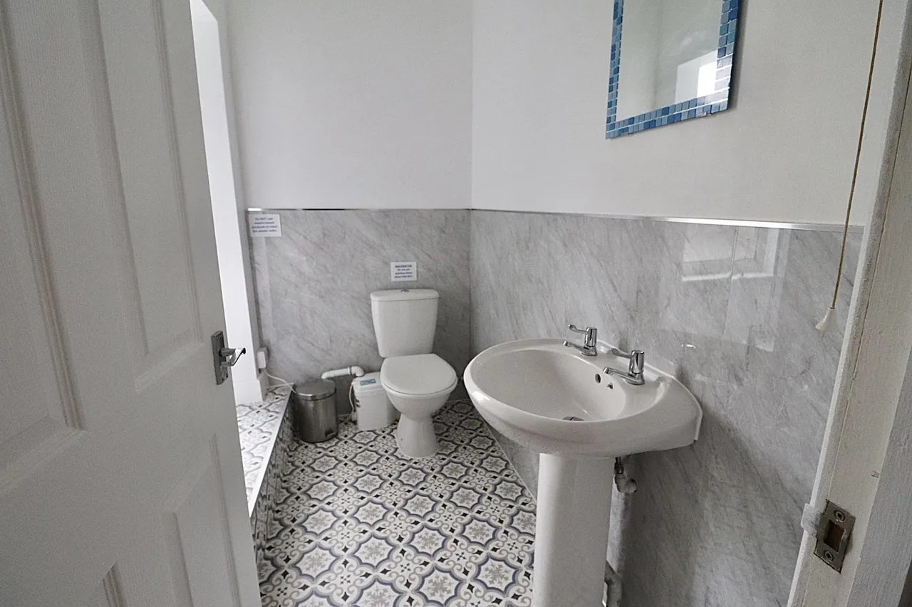 Weedon Road, St James, NN5, photo 8
