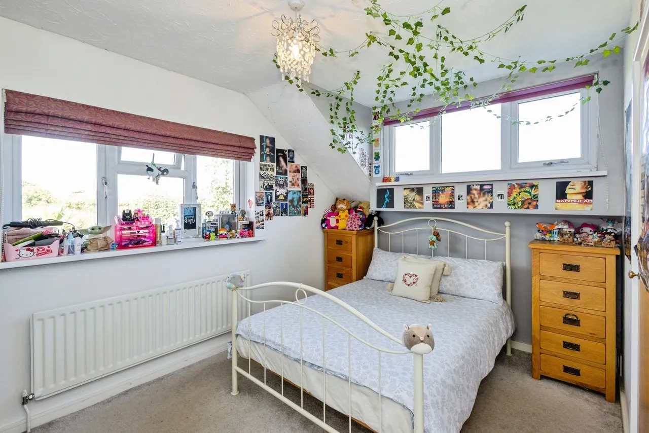 Victoria Road, Hayling Island, PO11, photo 10