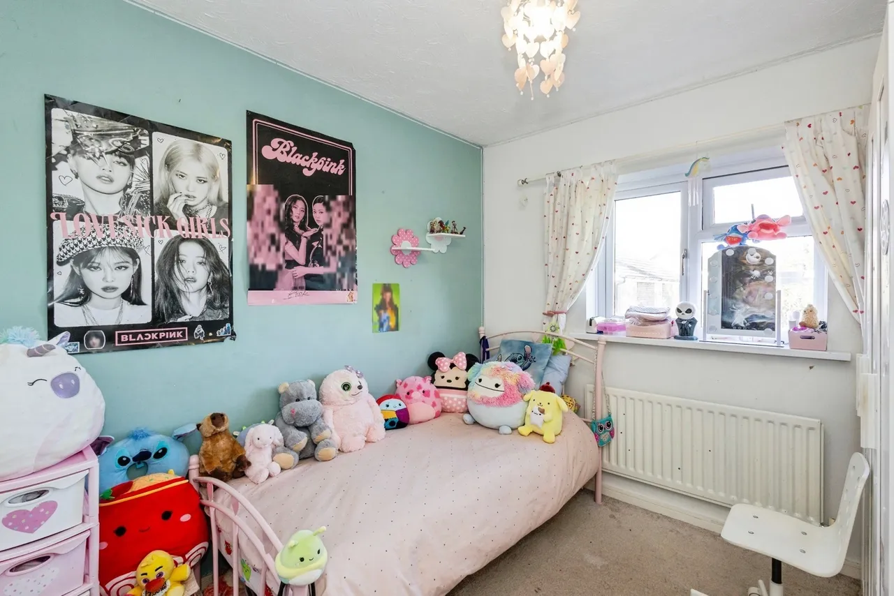 Victoria Road, Hayling Island, PO11, photo 11