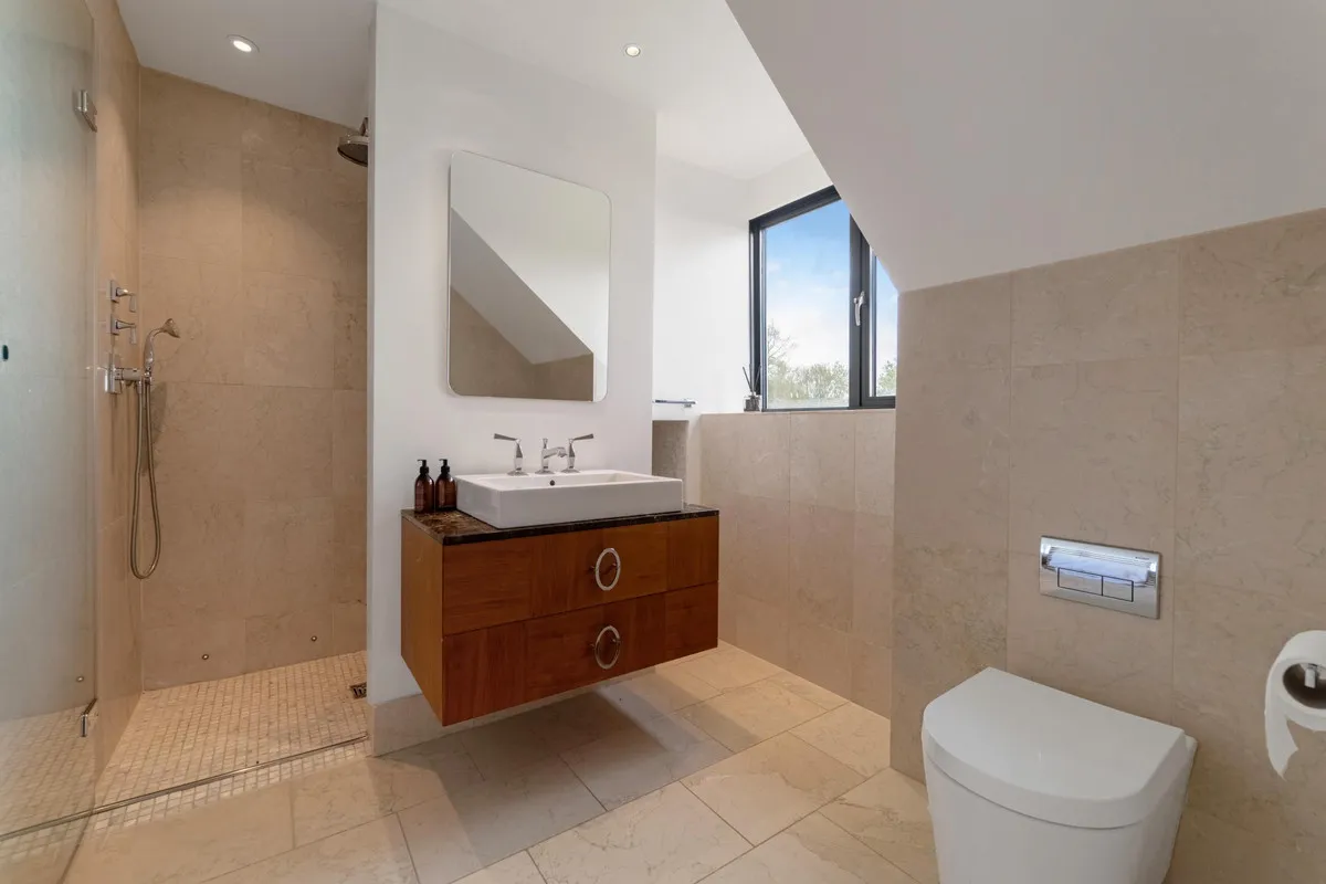 Harvest Hill, Hedsor Lodge Bourne End, SL8, photo 17