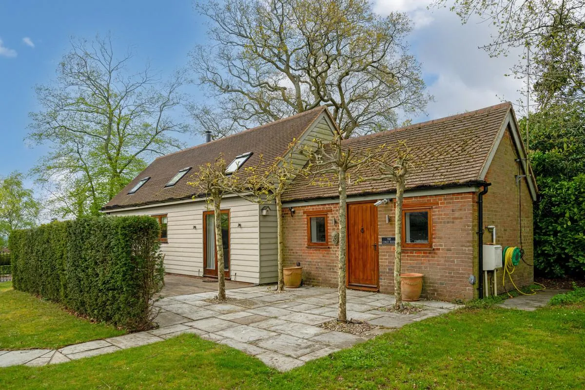 Harvest Hill, Hedsor Lodge Bourne End, SL8, photo 28