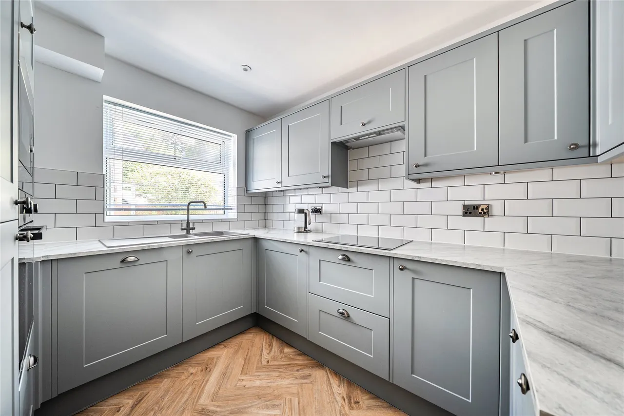 Sunningvale Avenue, Biggin Hill, Westerham, TN16, photo 2