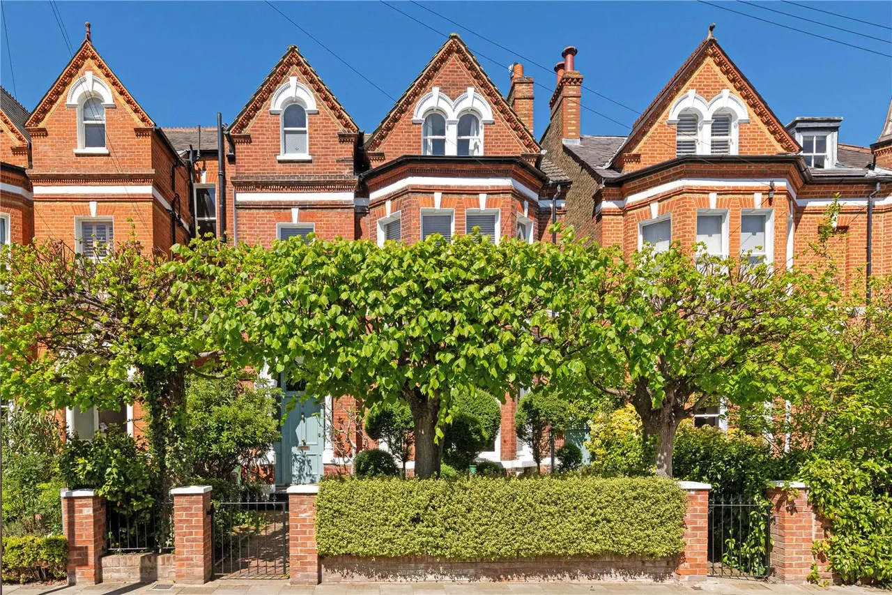 5 bed house for sale — Routh Road, London, SW18 3SW