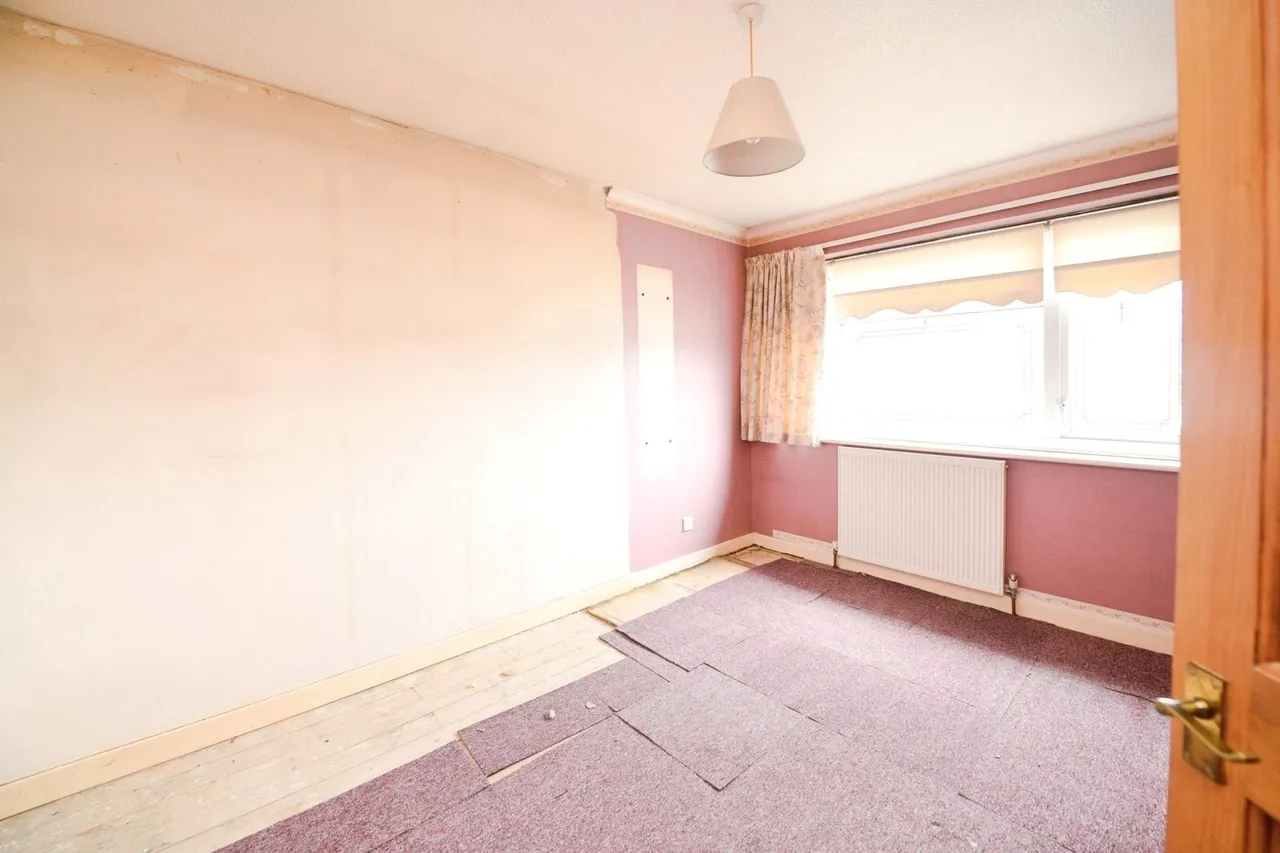 Browne Close, Romford, RM5, photo 7