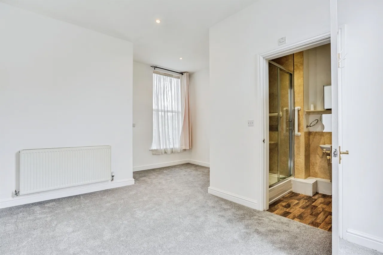 Cyprus Street, Wakefield, photo 7