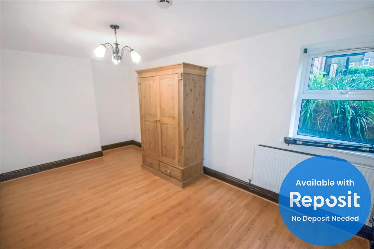 Sandwich Road, Monton, M30, photo 4