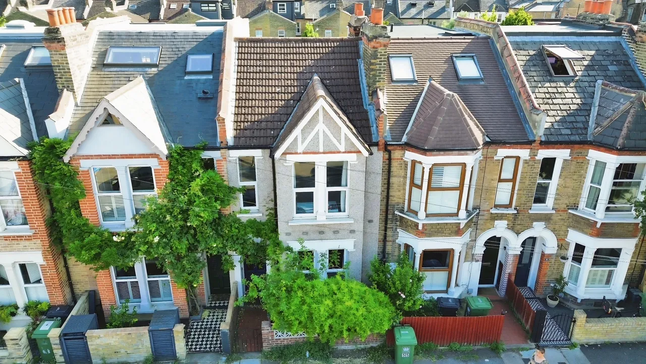 Longhurst Road, London, photo 3