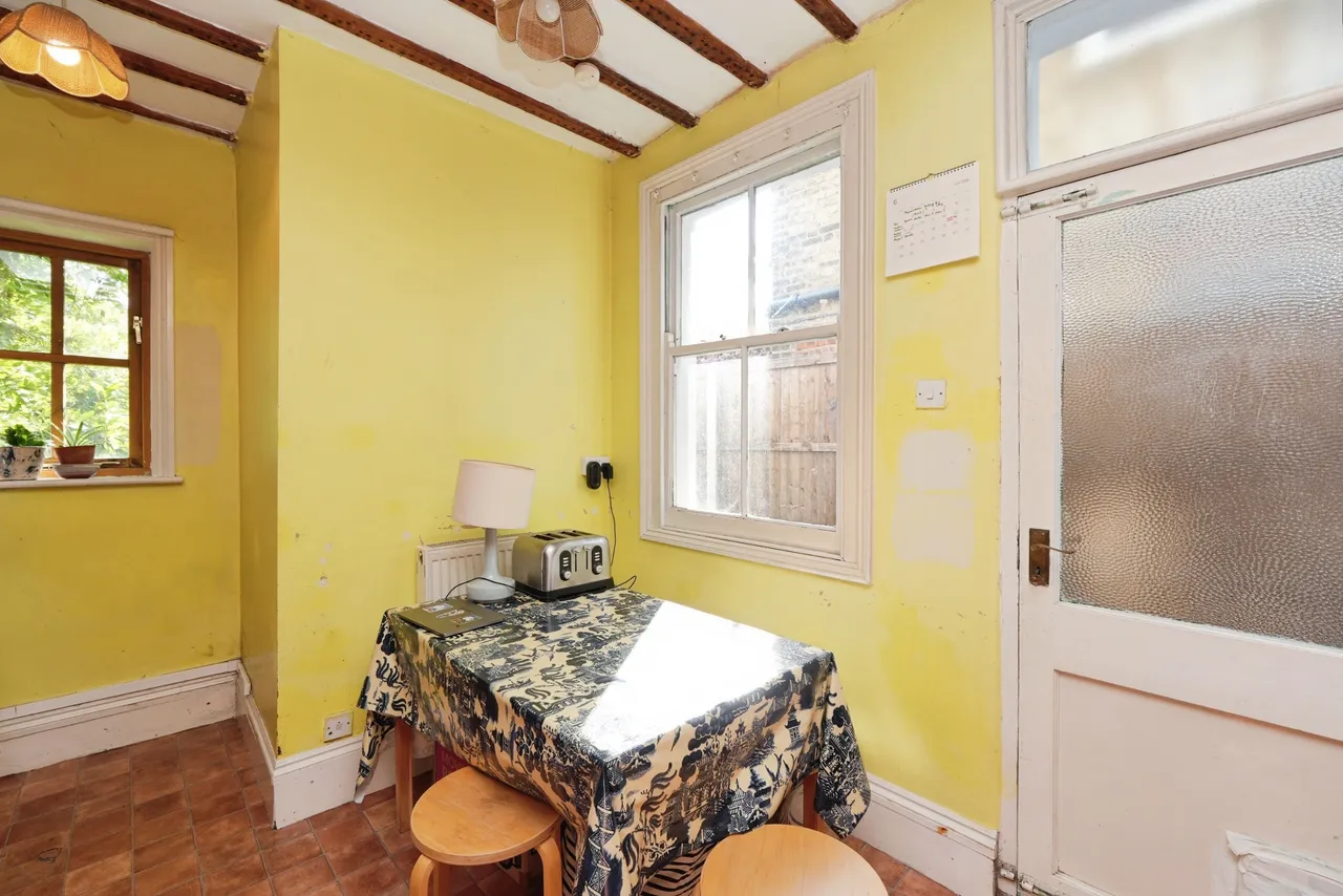Longhurst Road, London, photo 11