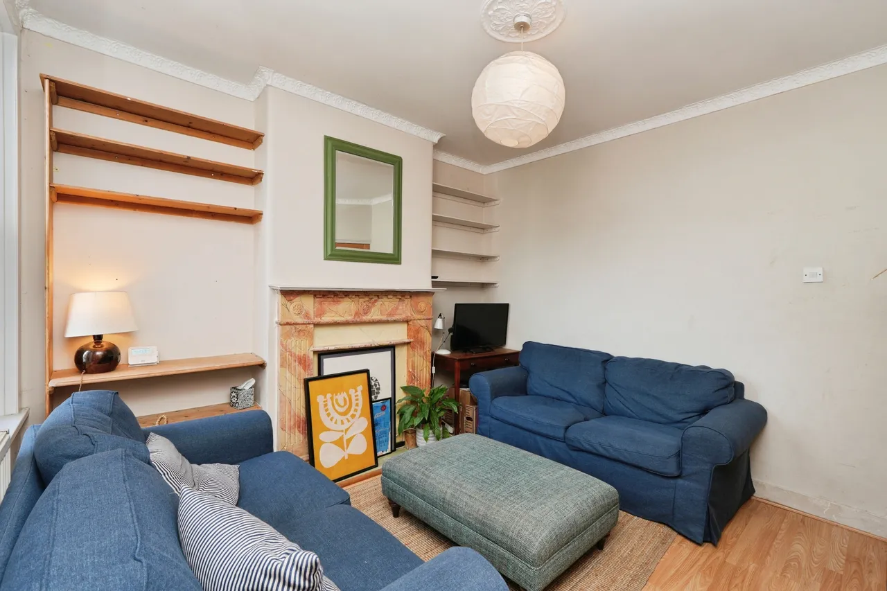 Longhurst Road, London, photo 4