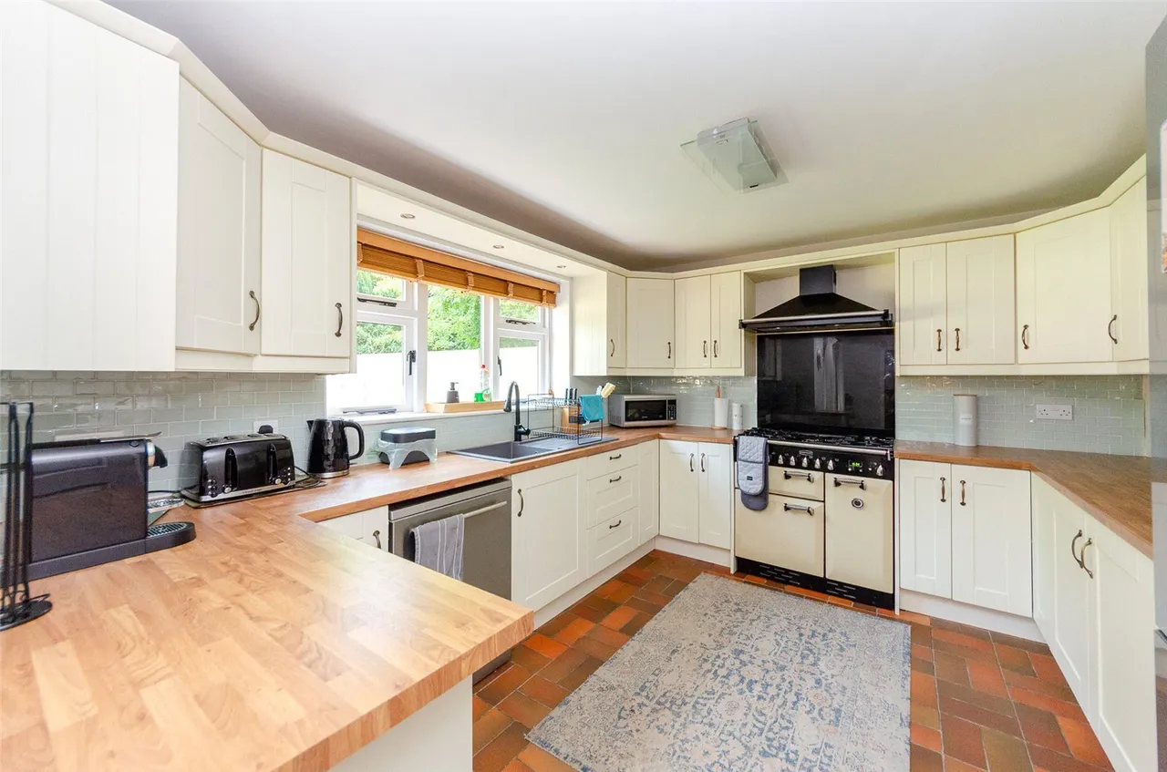 Llys Y Dderwen, Betws Yn Rhos, photo 3