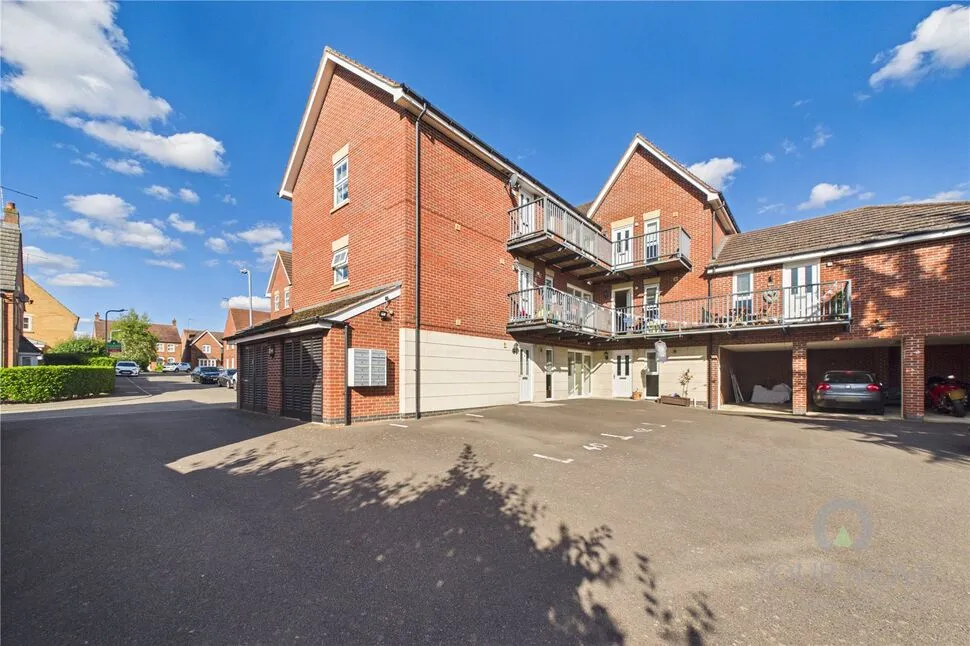 Brooks Close, Wootton, NN4, photo 3